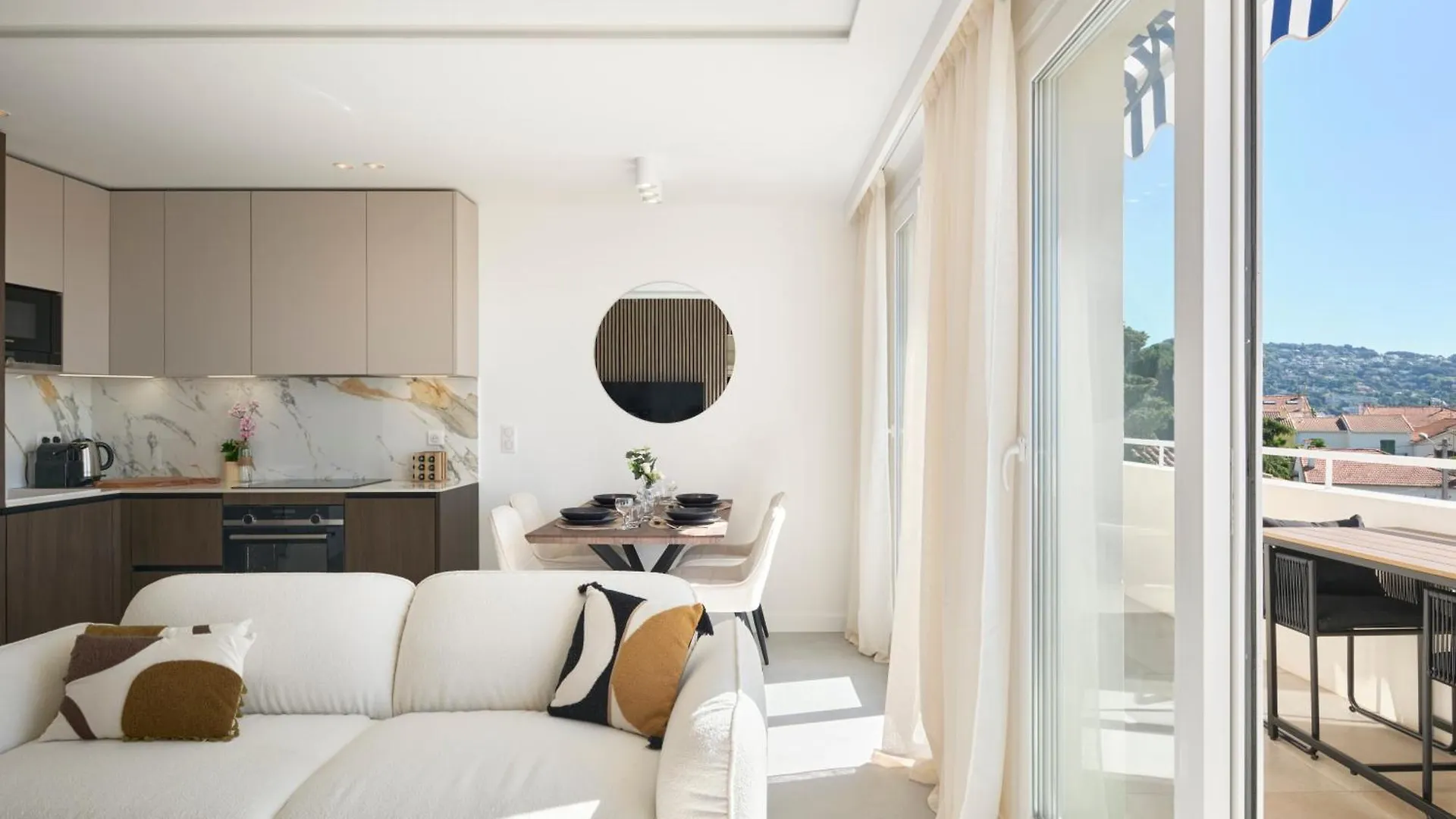 Heavnstay Suite Penthouse Bernis Cannes 0*,