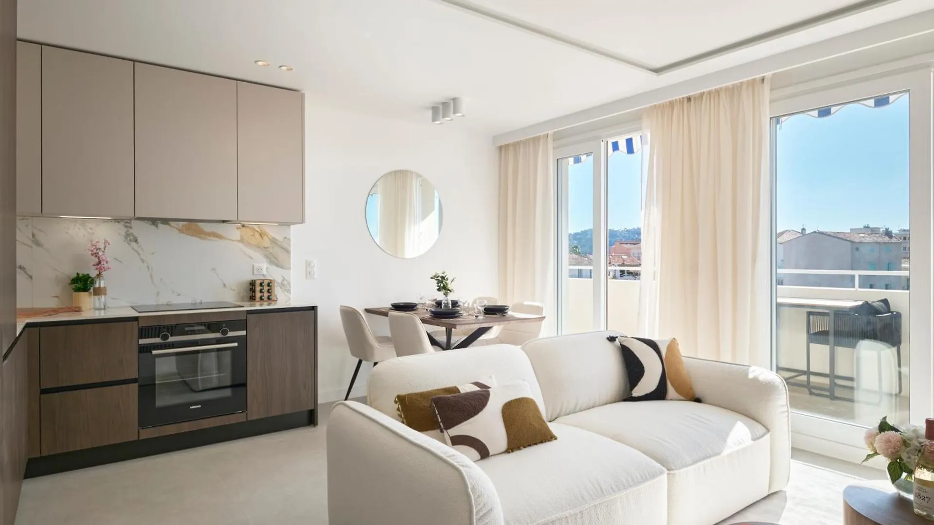 Heavnstay Suite Penthouse Bernis Cannes France